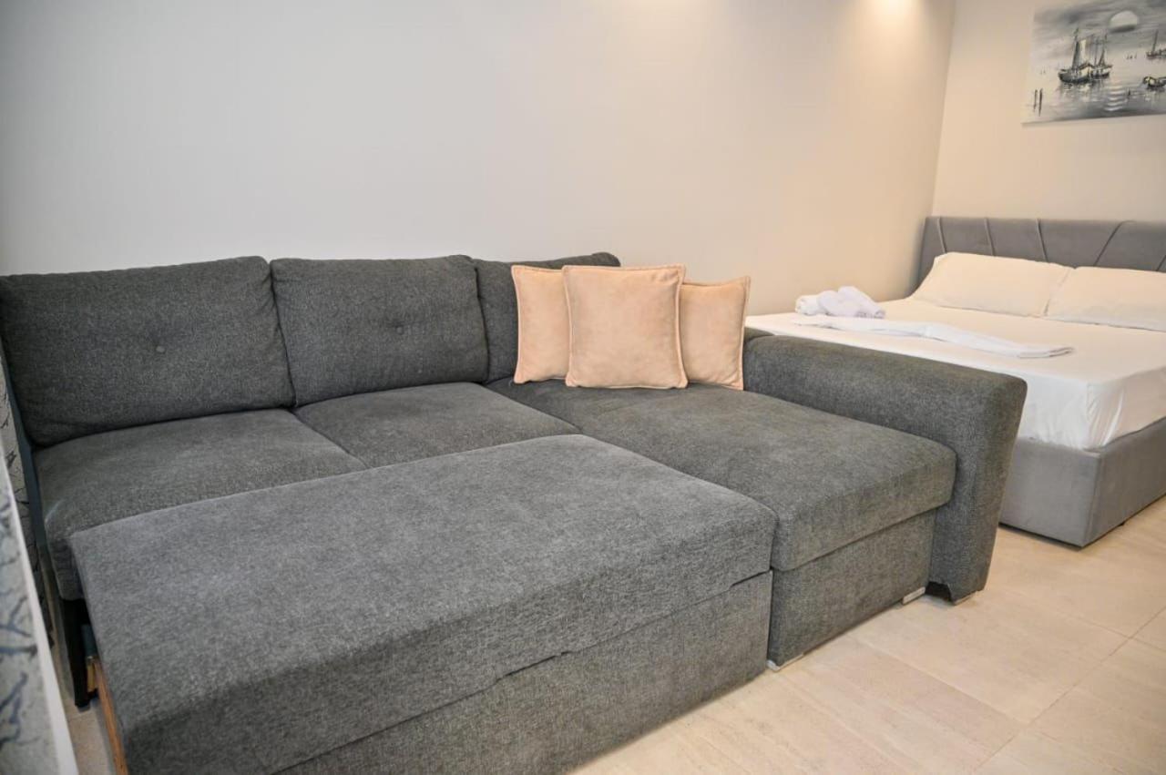 Andi Apartments Durres Exterior photo